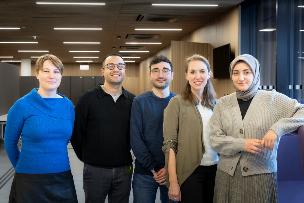 The authors from the Siegert group. From left to right: Sandra Siegert, Juan Pablo Maya-Arteaga, Alessandro Venturino, Verena Schmied and Medina Korkut-Demirbaş.